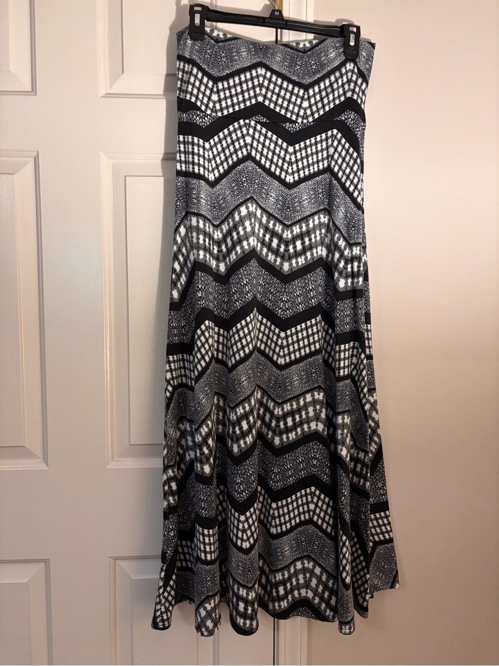 LuLaRoe Black and White Chevron Maxi Skirt